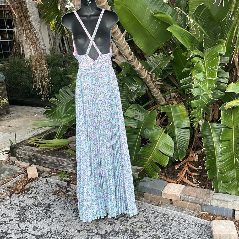 Laundry floral pleated maxi dress - Picture 5 of 8